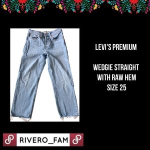 LEVI'S PREMIUM | WEDGIE STRAIGHT RAW HEM JEANS | SIZE 25
